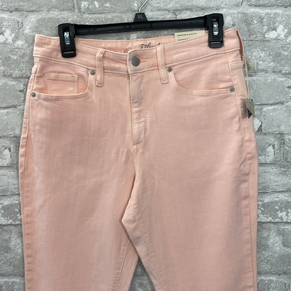 Universal Threads High Rise Skinny Jeans - Picture 2 of 8